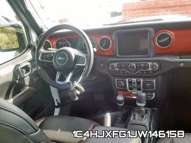 1C4HJXFG1JW146158_9.webp