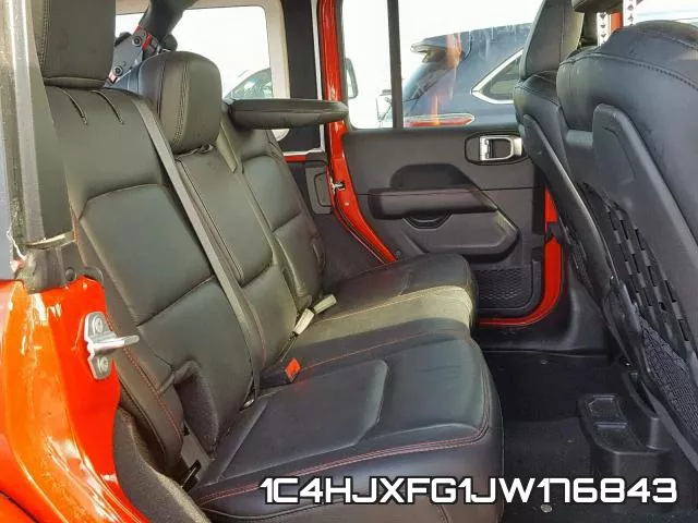 1C4HJXFG1JW176843_6.webp