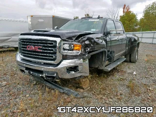 1GT42XCY1JF286820_2.webp