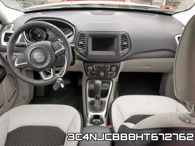 3C4NJCBB8HT672762_9.webp