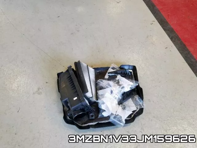 3MZBN1V33JM159626_9.webp