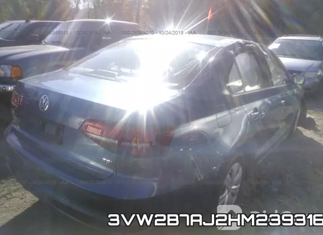 3VW2B7AJ2HM239316_4.webp