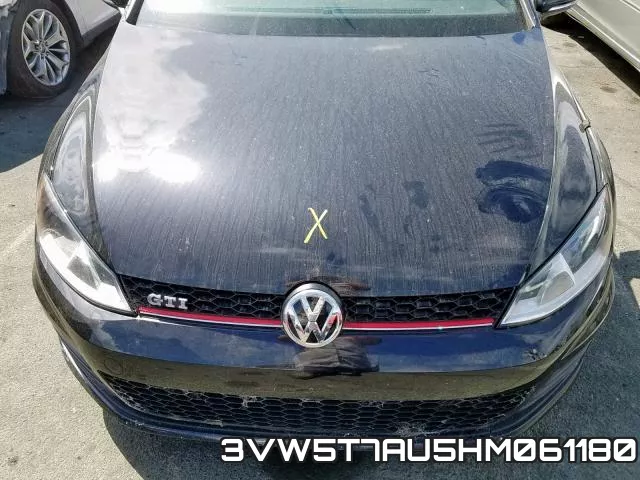 3VW5T7AU5HM061180_7.webp