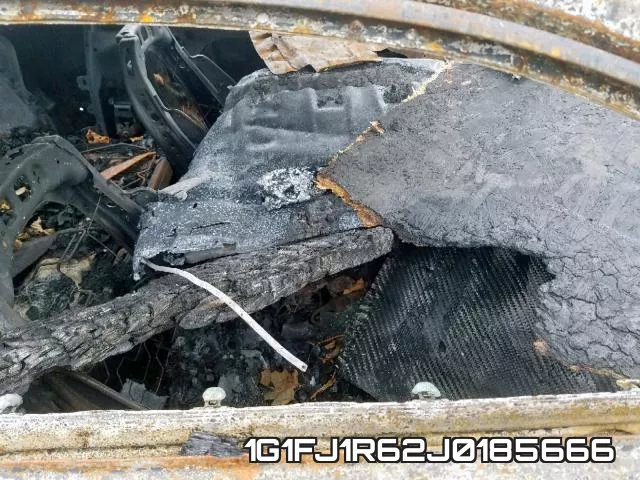 1G1FJ1R62J0185666_5.webp