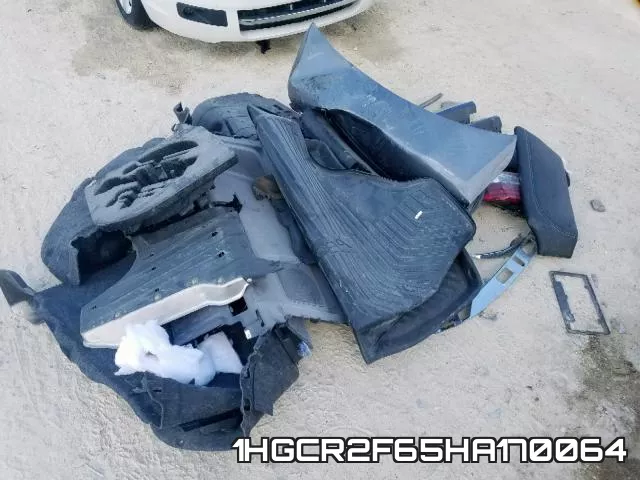 1HGCR2F65HA170064_9.webp