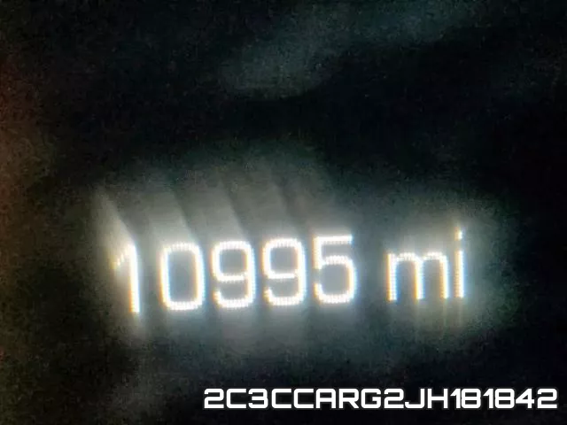 2C3CCARG2JH181842_8.webp