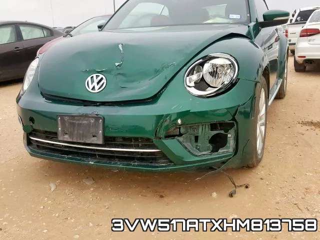 3VW517ATXHM813758_9.webp