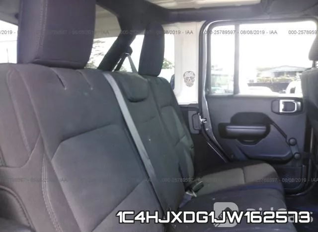 1C4HJXDG1JW162573_8.webp