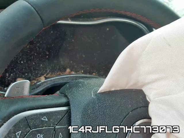 1C4RJFLG7HC773073_8.webp
