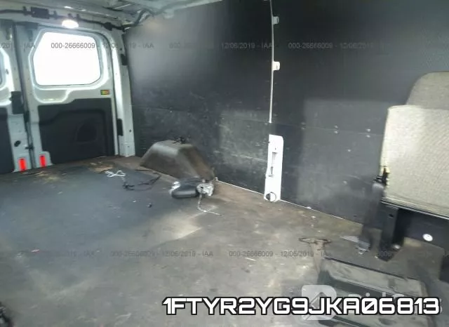 1FTYR2YG9JKA06813_8.webp