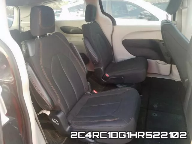 2C4RC1DG1HR522102_6.webp