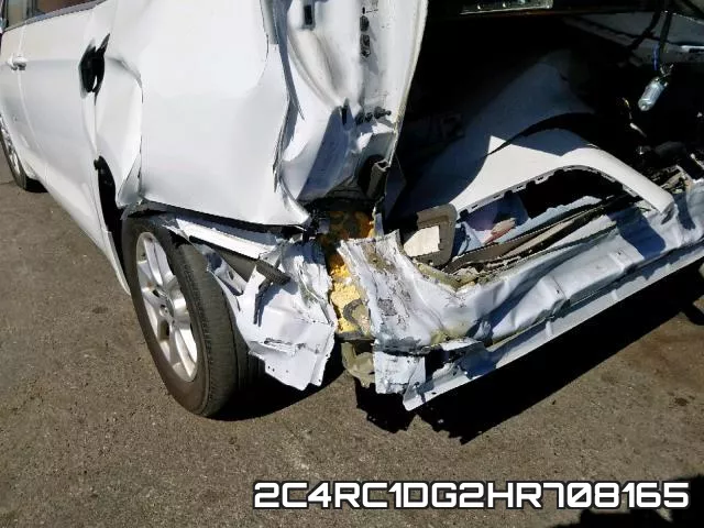 2C4RC1DG2HR708165_9.webp
