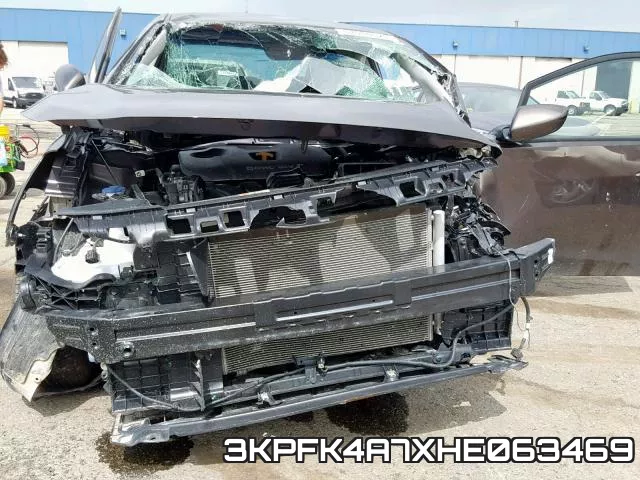 3KPFK4A7XHE063469_9.webp