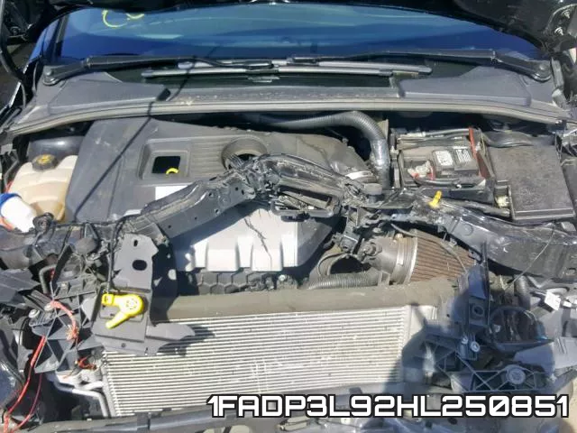 1FADP3L92HL250851_7.webp