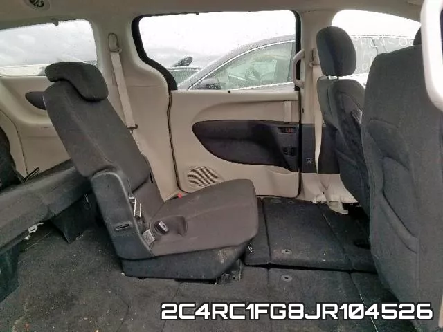 2C4RC1FG8JR104526_6.webp