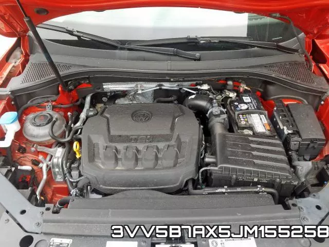3VV5B7AX5JM155258_7.webp