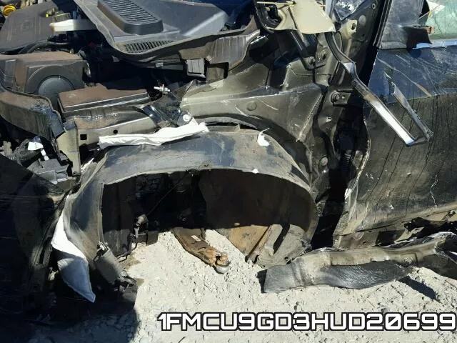 1FMCU9GD3HUD20699_9.webp