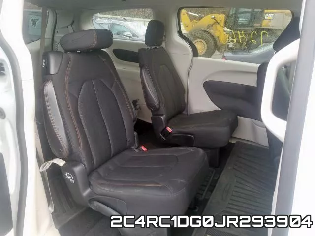 2C4RC1DG0JR293904_6.webp