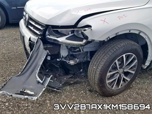 3VV2B7AX1KM158694_9.webp