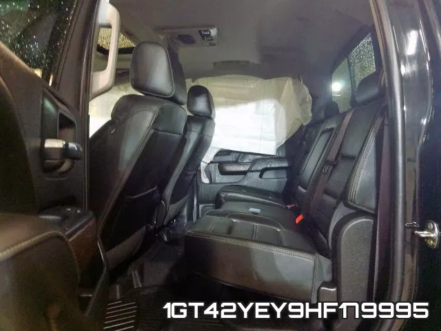 1GT42YEY9HF179995