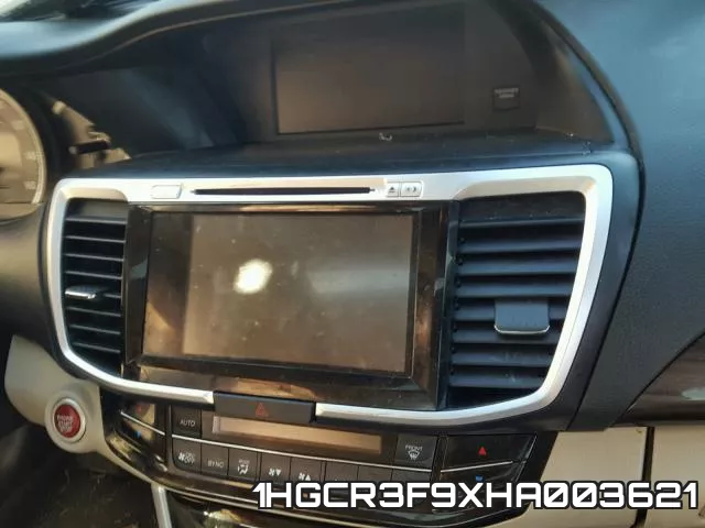 1HGCR3F9XHA003621_9.webp