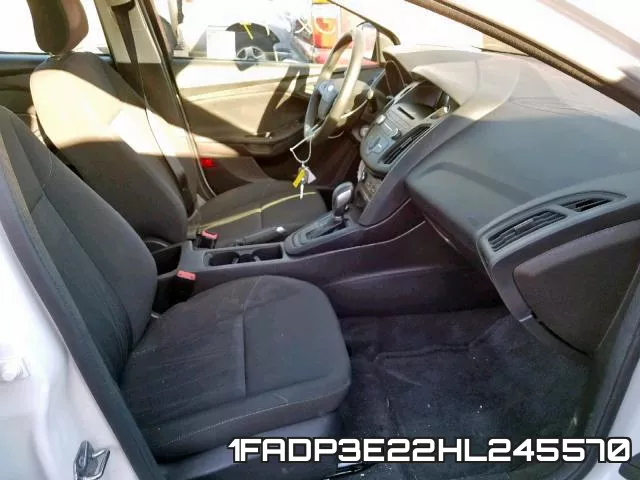 1FADP3E22HL245570_5.webp