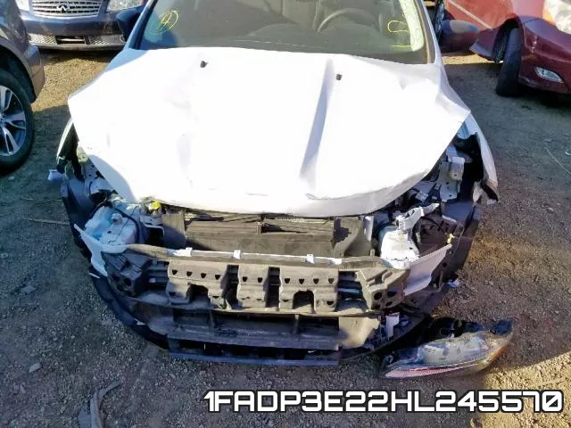 1FADP3E22HL245570_9.webp