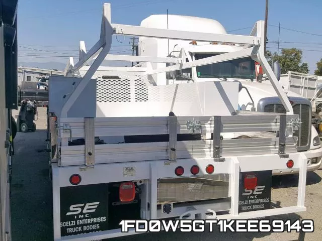 1FD0W5GT1KEE69143_3.webp