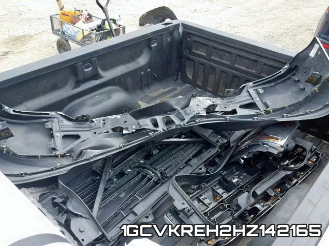 1GCVKREH2HZ142165_9.webp