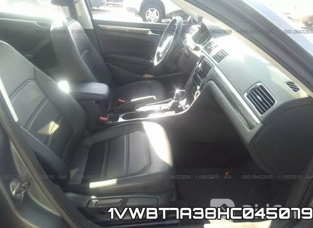 1VWBT7A38HC045079_5.webp