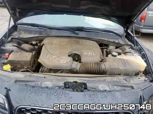 2C3CCAGG1JH250748_7.webp