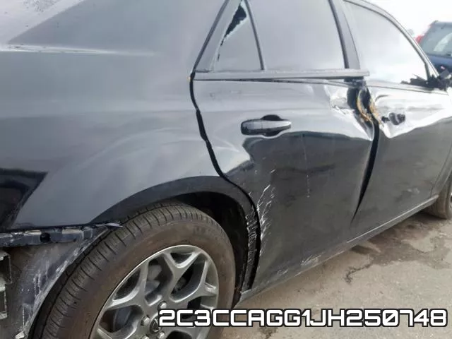 2C3CCAGG1JH250748_9.webp