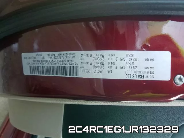 2C4RC1EG1JR132329_10.webp