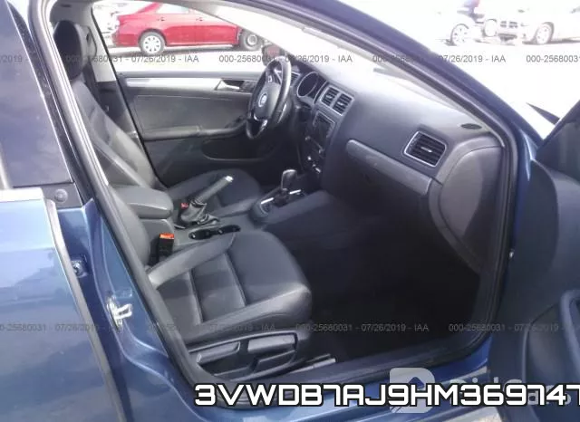 3VWDB7AJ9HM369747_5.webp