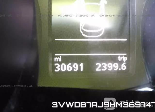 3VWDB7AJ9HM369747