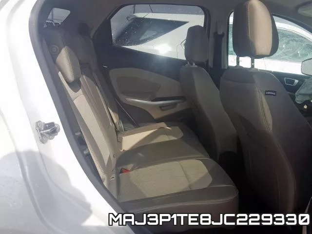 MAJ3P1TE8JC229330_6.webp