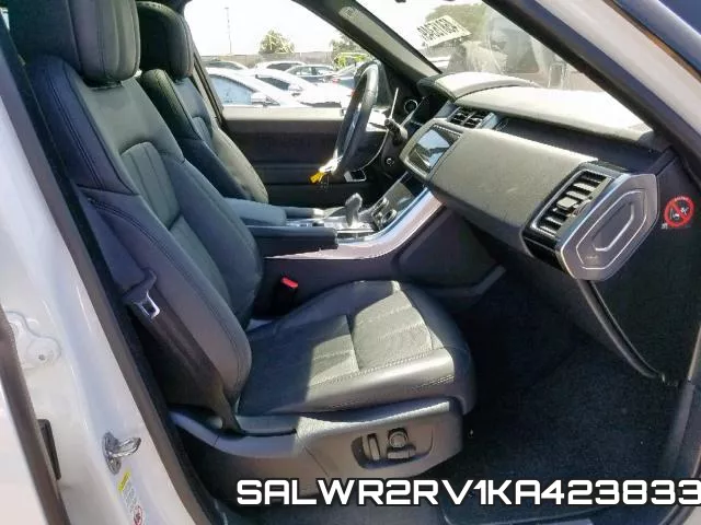 SALWR2RV1KA423833_5.webp