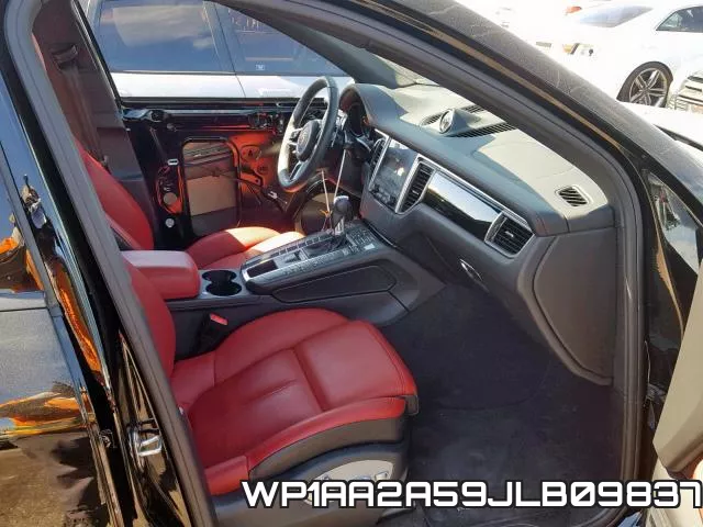 WP1AA2A59JLB09837_5.webp