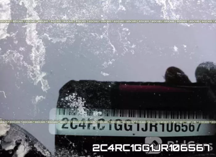 2C4RC1GG1JR106567_9.webp