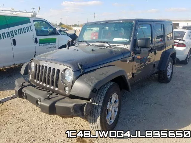 1C4BJWDG4JL835650_2.webp