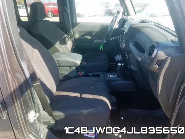 1C4BJWDG4JL835650_5.webp
