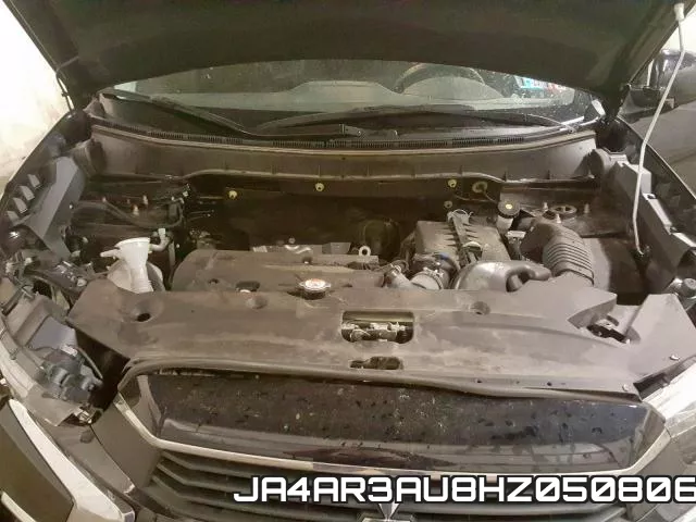 JA4AR3AU8HZ050806_7.webp