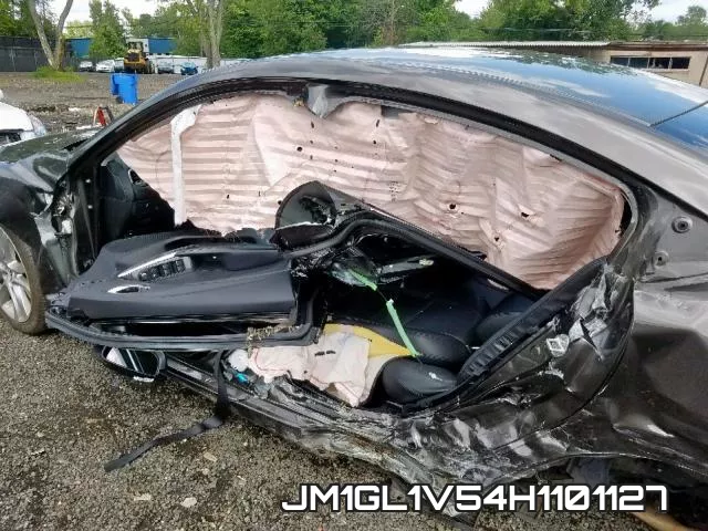 JM1GL1V54H1101127_9.webp