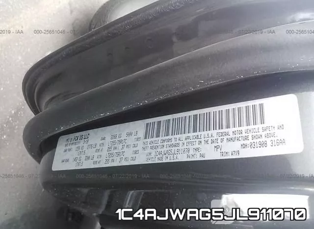 1C4AJWAG5JL911070_9.webp