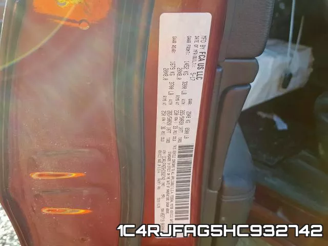 1C4RJFAG5HC932742