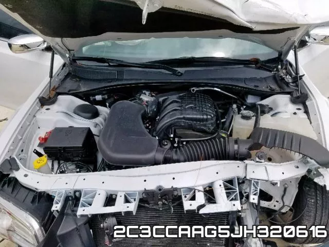 2C3CCAAG5JH320616_7.webp