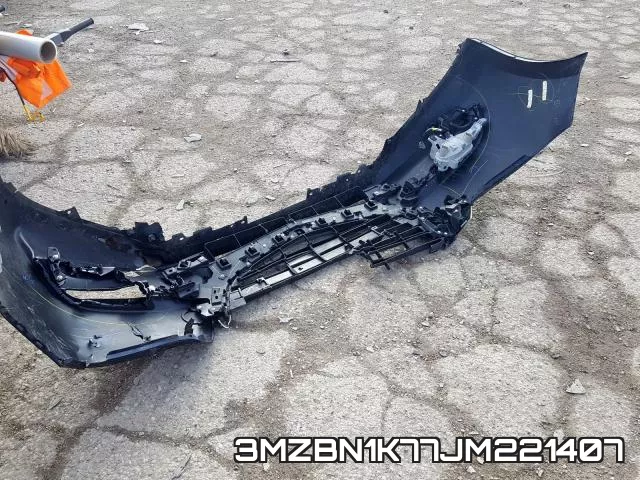 3MZBN1K77JM221407_9.webp
