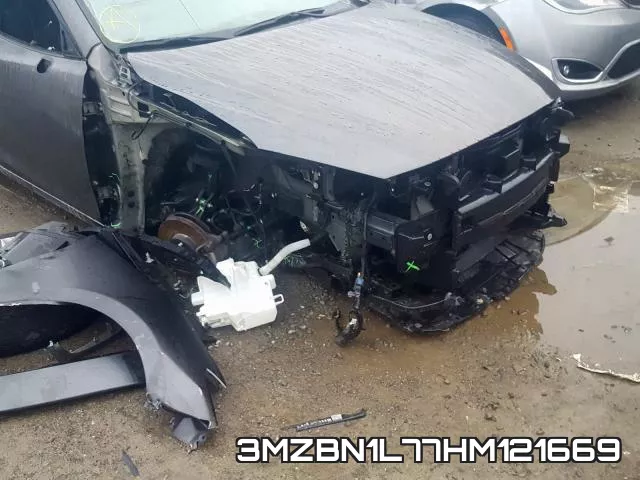 3MZBN1L77HM121669_9.webp