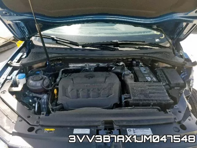 3VV3B7AX1JM047548_7.webp
