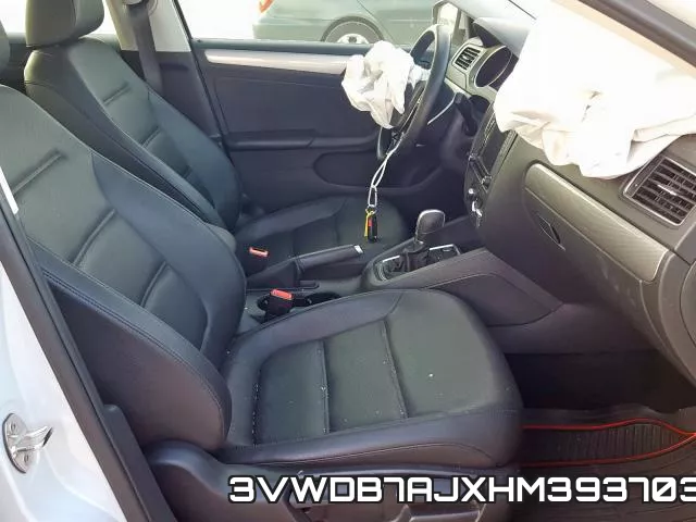 3VWDB7AJXHM393703_5.webp